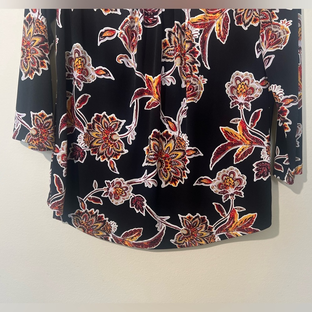 Liz Claiborne Career top women’s M business casual slinky keyhole floral black - Picture 8 of 9